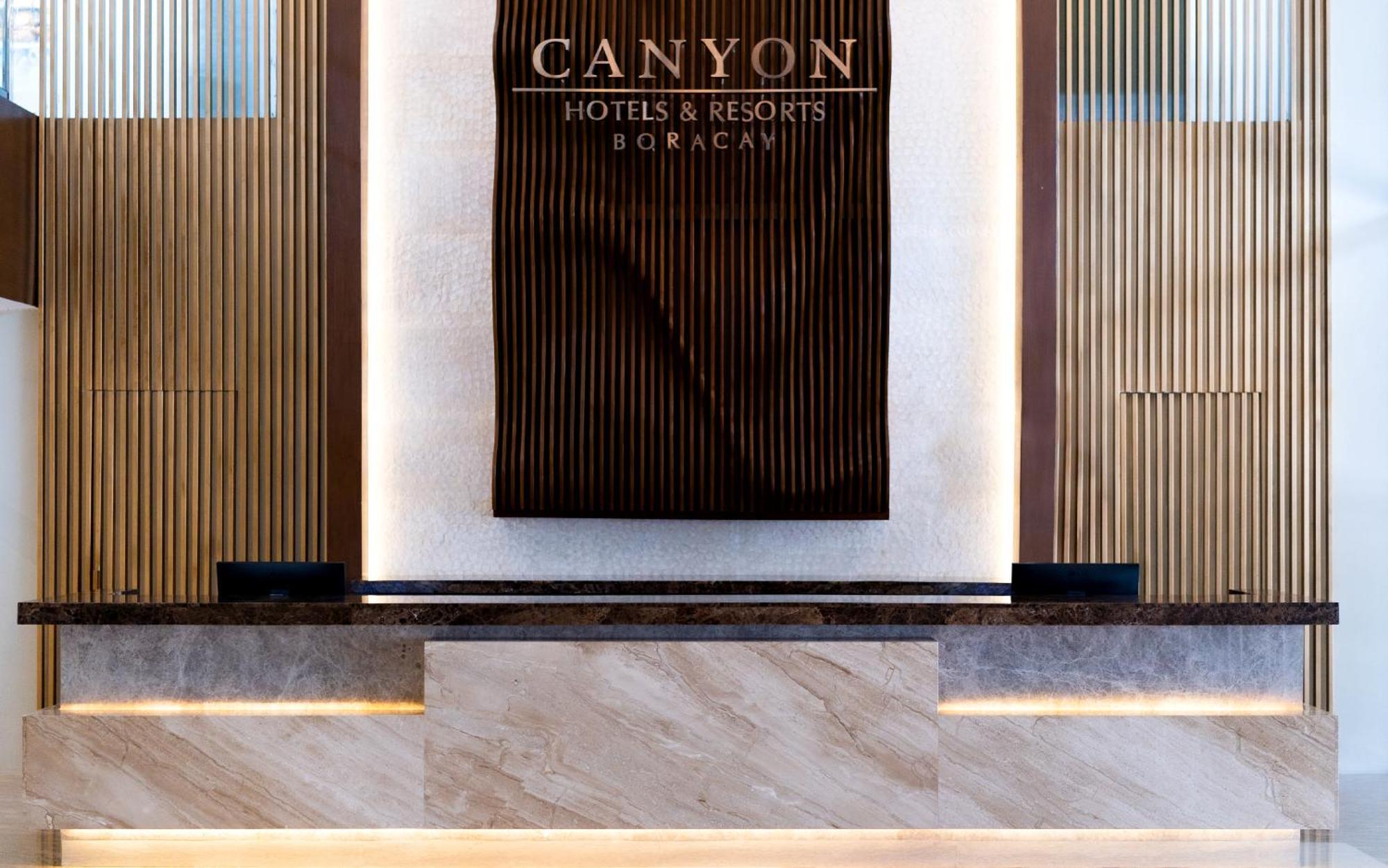 Canyon Hotels & Resorts Boracay Balabag  Exteriör bild